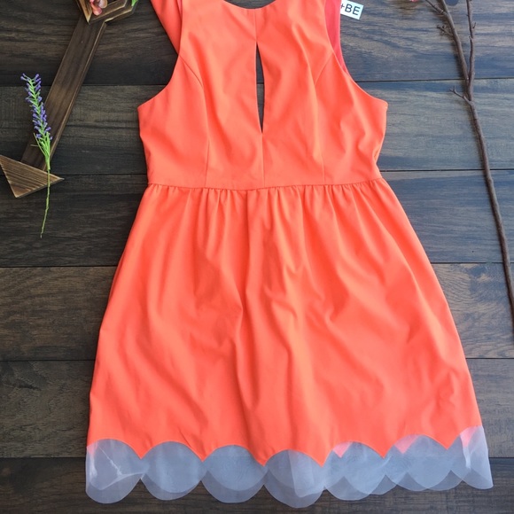 DO + BE CORAL FRONT SLIT DRESS - Picture 7 of 8